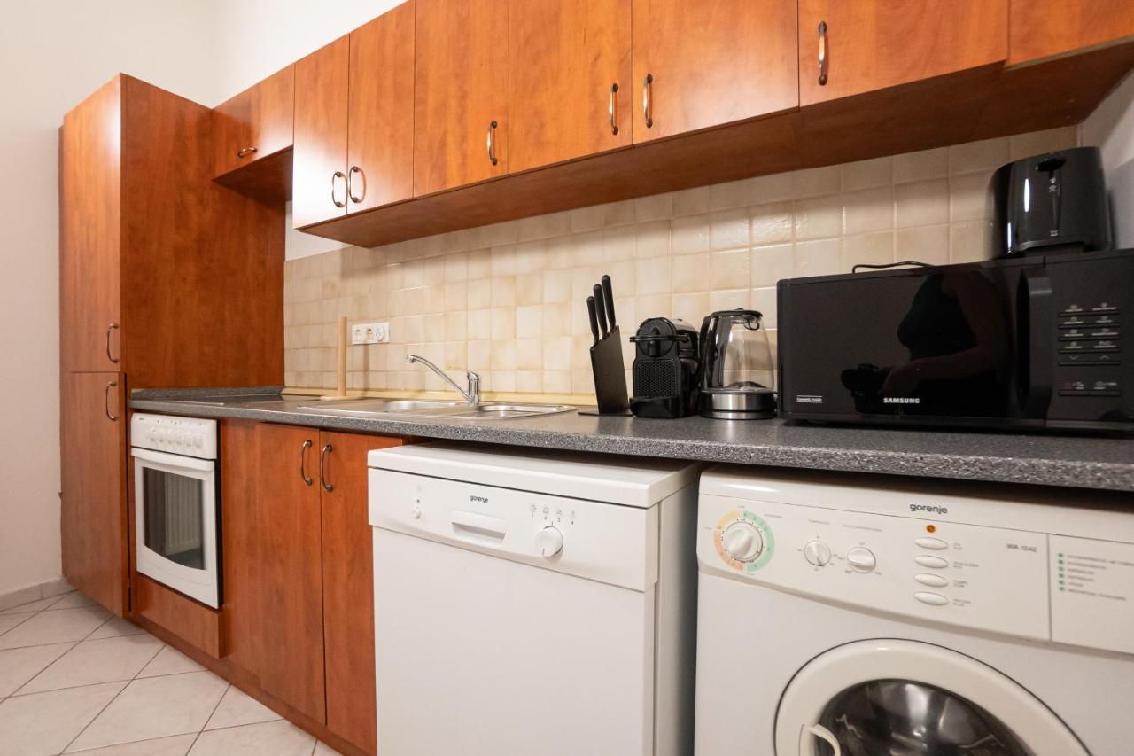 Central Spacious With A King-size Bed Vienne